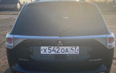 Mitsubishi Outlander III рестайлинг 3, 2013 год, 830 000 рублей, 1 фотография