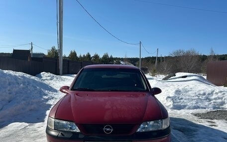 Opel Vectra B рестайлинг, 1996 год, 205 000 рублей, 1 фотография