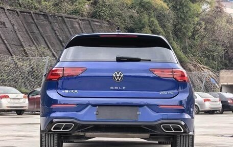 Volkswagen Golf VIII, 2022 год, 1 720 000 рублей, 6 фотография