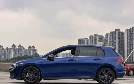 Volkswagen Golf VIII, 2022 год, 1 720 000 рублей, 7 фотография