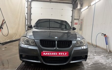 BMW 3 серия, 2007 год, 750 000 рублей, 2 фотография