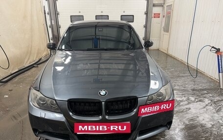 BMW 3 серия, 2007 год, 750 000 рублей, 3 фотография