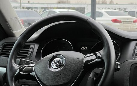 Volkswagen Jetta VI, 2015 год, 1 300 000 рублей, 19 фотография