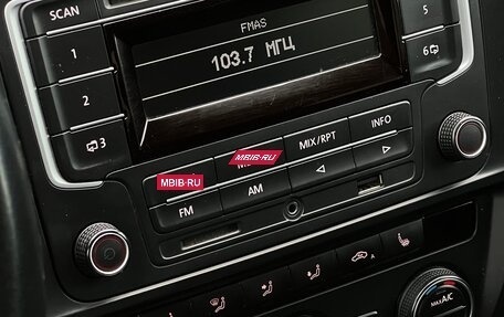 Volkswagen Jetta VI, 2015 год, 1 300 000 рублей, 24 фотография