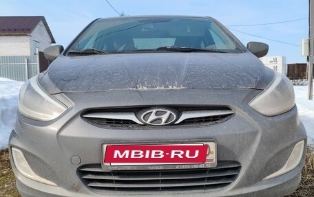 Hyundai Solaris II рестайлинг, 2014 год, 750 000 рублей, 2 фотография