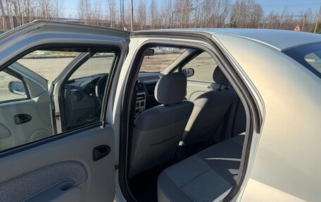 Renault Logan I, 2006 год, 320 000 рублей, 6 фотография