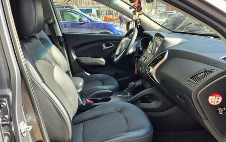 Hyundai ix35 I рестайлинг, 2012 год, 1 100 000 рублей, 9 фотография