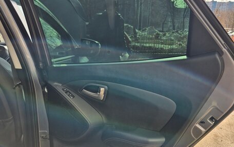 Hyundai ix35 I рестайлинг, 2012 год, 1 100 000 рублей, 13 фотография