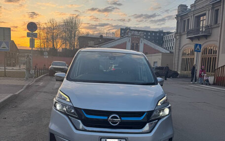 Nissan Serena IV, 2018 год, 2 500 000 рублей, 3 фотография