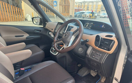 Nissan Serena IV, 2018 год, 2 500 000 рублей, 6 фотография