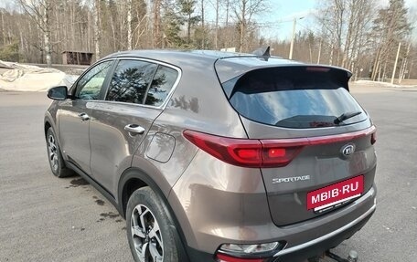 KIA Sportage IV рестайлинг, 2020 год, 2 700 000 рублей, 5 фотография