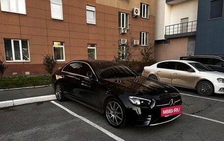 Mercedes-Benz E-Класс, 2022 год, 7 800 000 рублей, 3 фотография