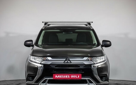 Mitsubishi Outlander III рестайлинг 3, 2019 год, 1 839 000 рублей, 2 фотография