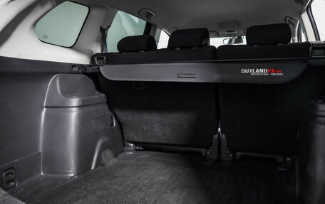 Mitsubishi Outlander III рестайлинг 3, 2019 год, 1 839 000 рублей, 26 фотография