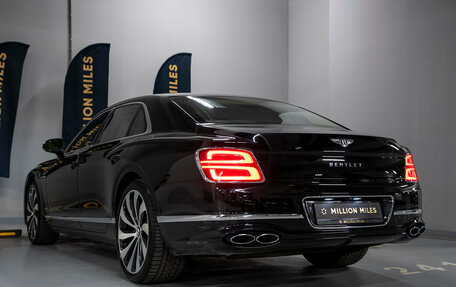 Bentley Flying Spur, 2022 год, 20 990 000 рублей, 14 фотография