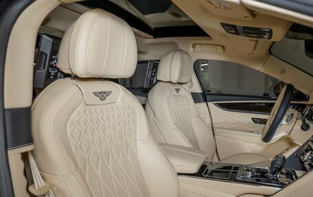 Bentley Flying Spur, 2022 год, 20 990 000 рублей, 28 фотография