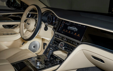 Bentley Flying Spur, 2022 год, 20 990 000 рублей, 29 фотография