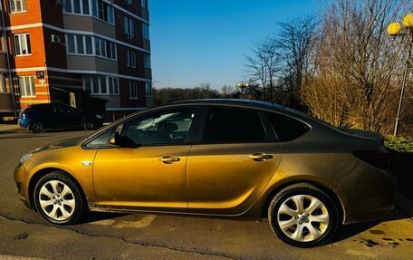 Opel Astra J, 2013 год, 860 000 рублей, 2 фотография