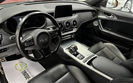 KIA Stinger I, 2018 год, 2 645 000 рублей, 9 фотография