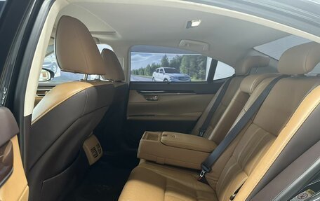 Lexus ES VII, 2016 год, 2 080 000 рублей, 18 фотография