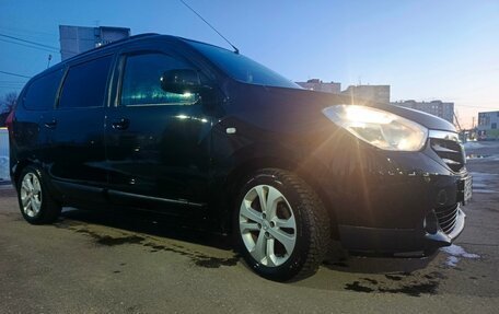 Dacia Lodgy, 2013 год, 900 000 рублей, 12 фотография