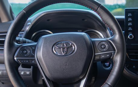 Toyota Camry, 2021 год, 3 800 000 рублей, 11 фотография