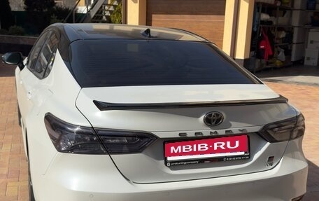 Toyota Camry, 2021 год, 3 800 000 рублей, 6 фотография