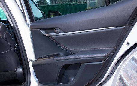 Toyota Camry, 2021 год, 3 800 000 рублей, 20 фотография