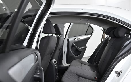 Volkswagen Jetta VI, 2017 год, 1 299 000 рублей, 6 фотография