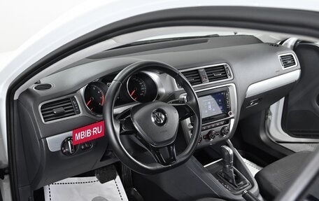 Volkswagen Jetta VI, 2017 год, 1 299 000 рублей, 10 фотография