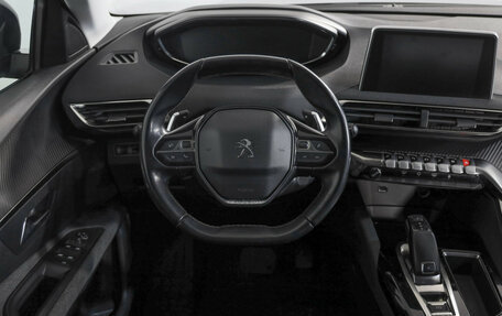 Peugeot 3008 II, 2019 год, 1 849 000 рублей, 10 фотография