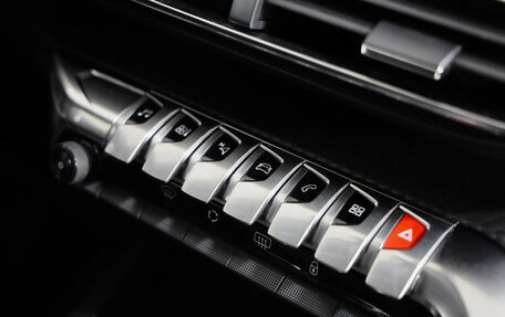 Peugeot 3008 II, 2019 год, 1 849 000 рублей, 18 фотография