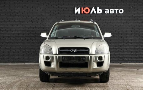 Hyundai Tucson III, 2006 год, 605 000 рублей, 2 фотография