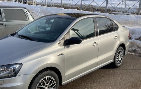 Volkswagen Polo VI (EU Market), 2016 год, 1 250 000 рублей, 4 фотография