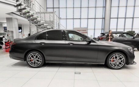 Mercedes-Benz E-Класс, 2020 год, 4 290 000 рублей, 6 фотография