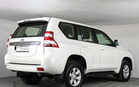 Toyota Land Cruiser Prado 150 рестайлинг 2, 2016 год, 4 497 000 рублей, 5 фотография