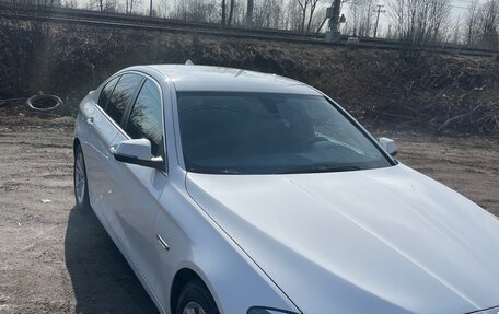 BMW 5 серия, 2014 год, 2 000 000 рублей, 3 фотография