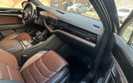 Volkswagen Touareg III, 2021 год, 6 500 000 рублей, 12 фотография