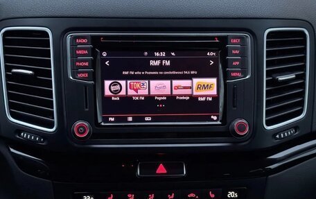 Volkswagen Sharan II, 2022 год, 2 200 000 рублей, 11 фотография