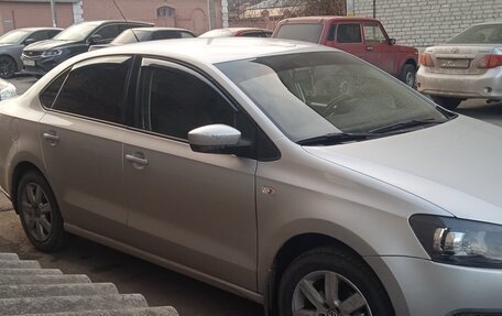 Volkswagen Polo VI (EU Market), 2010 год, 765 000 рублей, 2 фотография