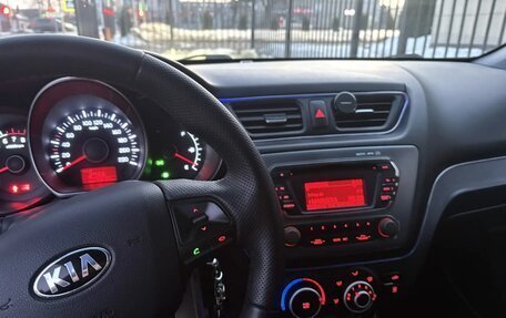 KIA Rio III рестайлинг, 2013 год, 970 000 рублей, 9 фотография