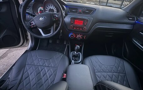 KIA Rio III рестайлинг, 2013 год, 970 000 рублей, 30 фотография