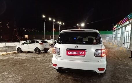 Nissan Patrol, 2012 год, 2 350 000 рублей, 9 фотография