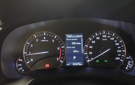 Lexus RX IV рестайлинг, 2019 год, 4 750 000 рублей, 10 фотография