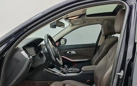 BMW 3 серия, 2022 год, 3 645 000 рублей, 12 фотография