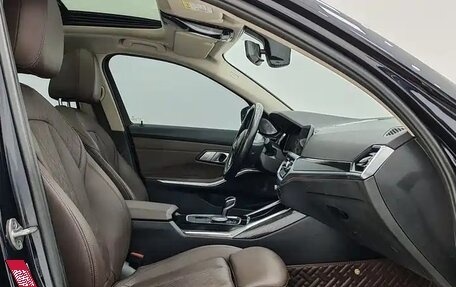 BMW 3 серия, 2022 год, 3 645 000 рублей, 14 фотография