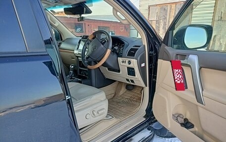 Toyota Land Cruiser Prado 150 рестайлинг 2, 2021 год, 5 500 000 рублей, 5 фотография