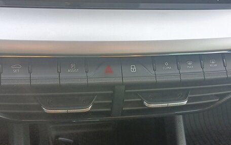 Skoda Octavia IV, 2021 год, 1 923 000 рублей, 15 фотография