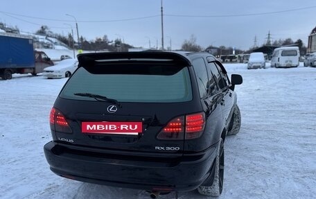 Lexus RX IV рестайлинг, 2002 год, 1 100 000 рублей, 6 фотография