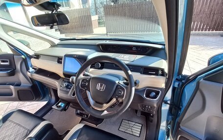 Honda Freed II, 2018 год, 1 800 000 рублей, 26 фотография